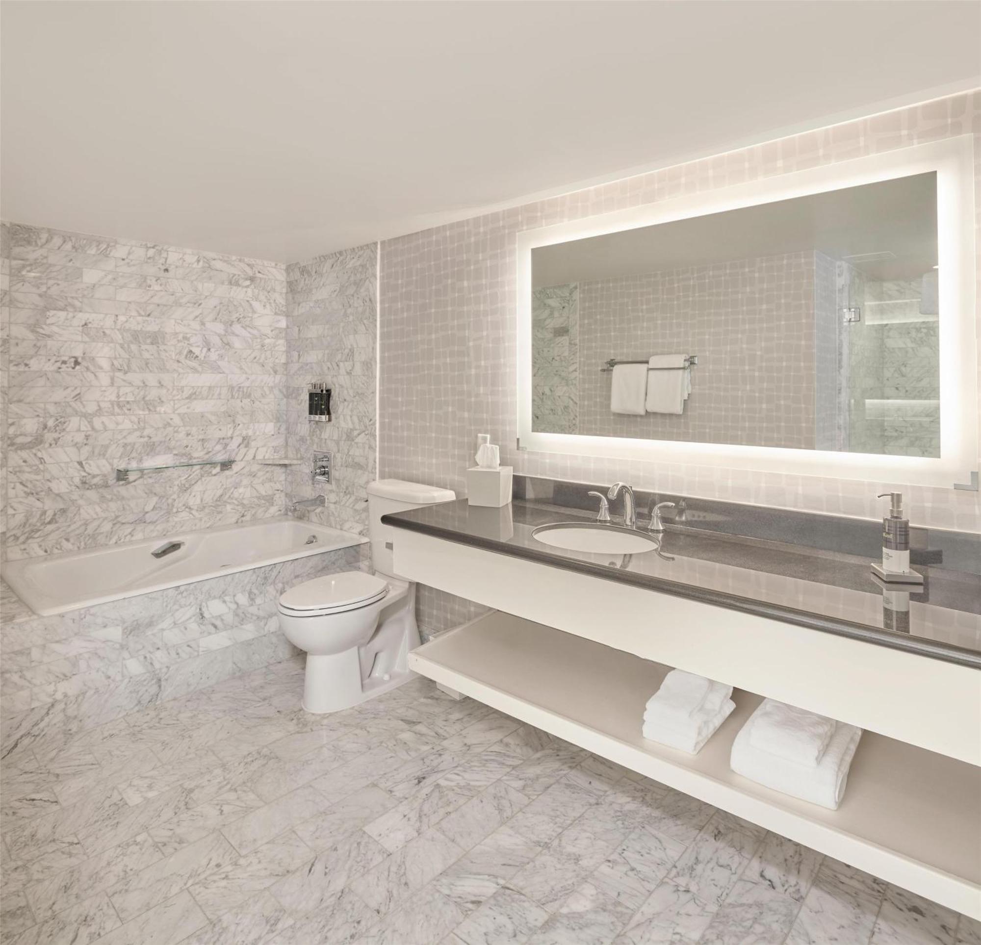 Hyatt Centric Delfina Hotel Santa Monica