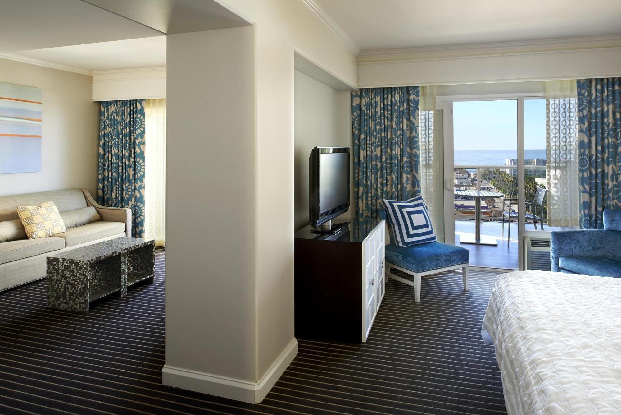 Hyatt Centric Delfina Santa Monica