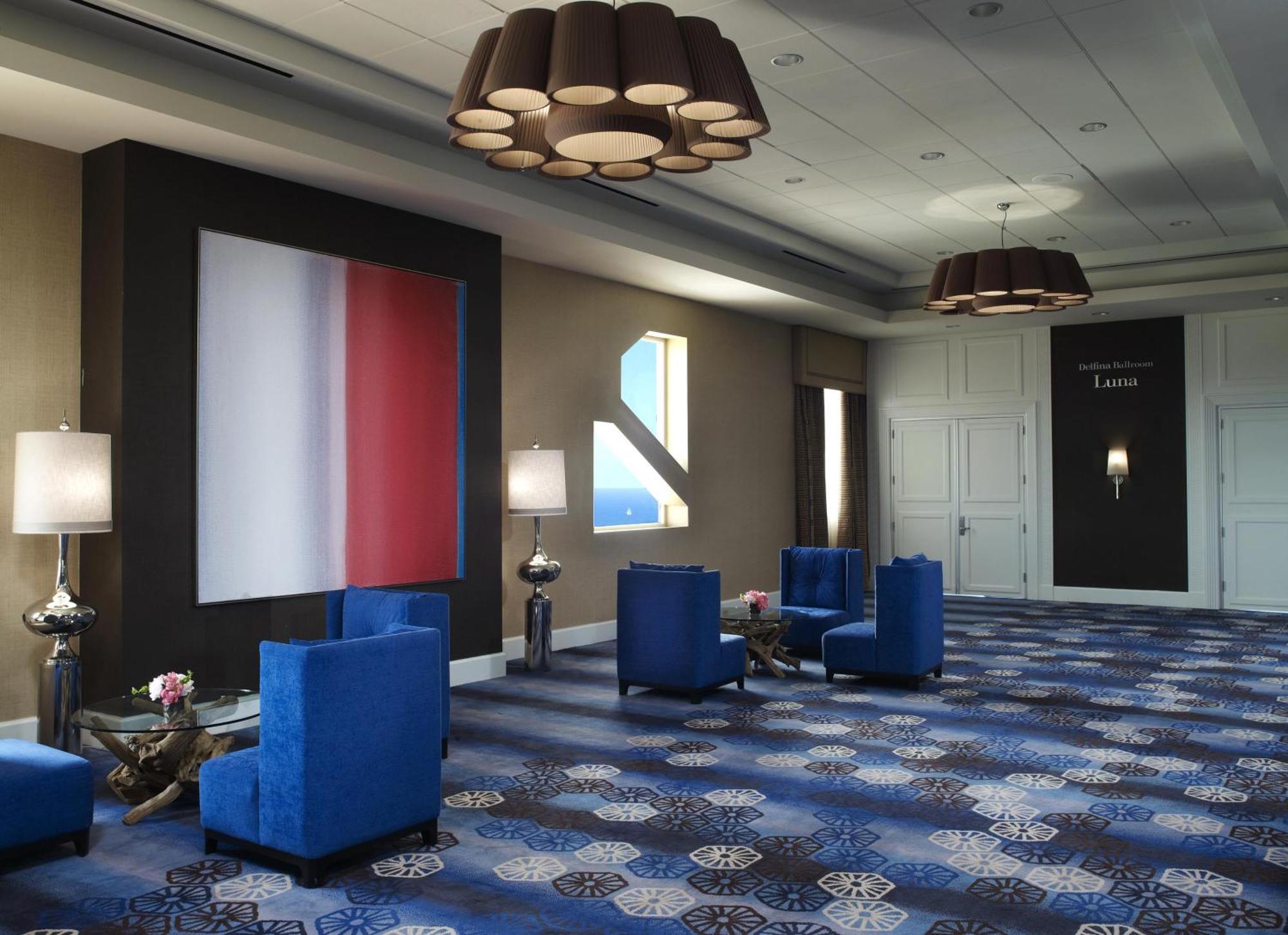 Hyatt Centric Delfina Hotel