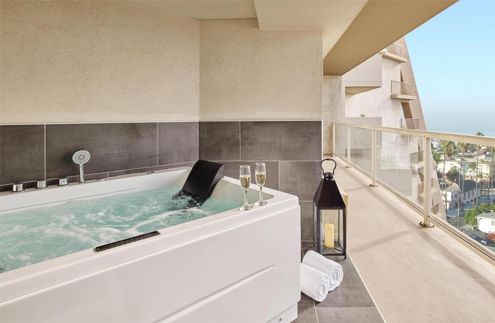 Hyatt Centric Delfina Hotel