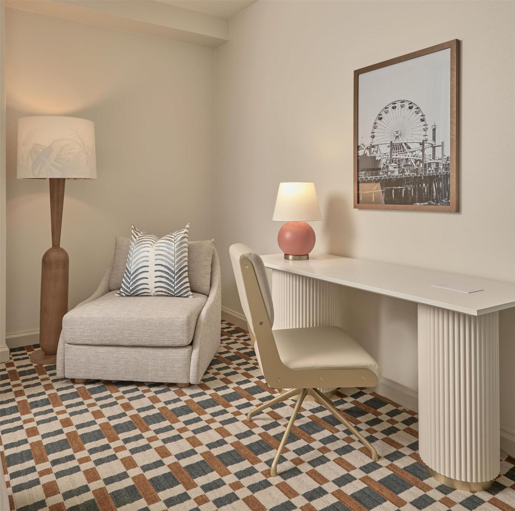 Hyatt Centric Delfina 4* Santa Monica